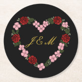 Black coasters with a pink and red heart runder pappuntersetzer (Vorderseite)