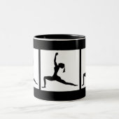 Black Coffee Cup Zweifarbige Tasse (Mittel)