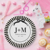 Black Coquette Bow Anniversary Initials Pappteller (Party)