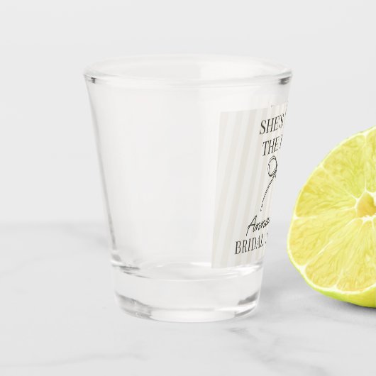 Black Coquette Bow Beige Knot Brautparty Gefallen Schnapsglas (Links)