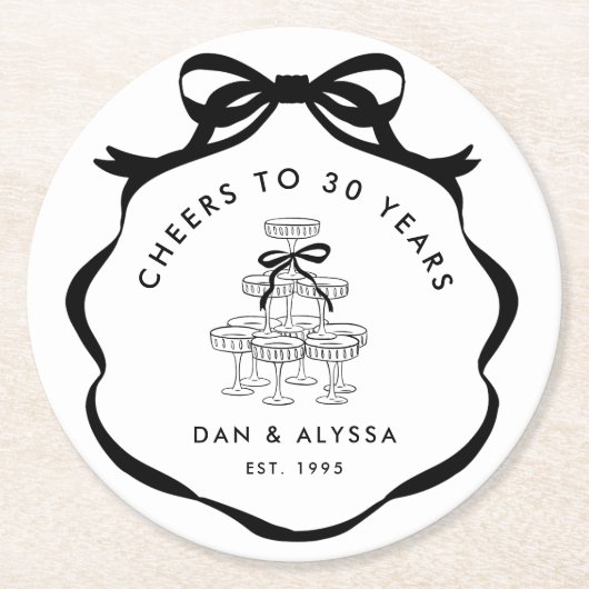 Black Coquette Bow Cheers Champagner Tower Runder Pappuntersetzer (Vorderseite)