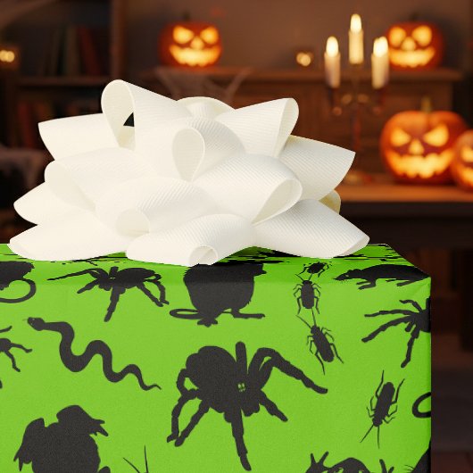 Black Creepy Crawly Critters Rats Horror Pattern Geschenkpapier