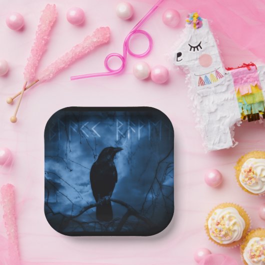 Black Crow mit Runen Dark Goth Style Pappteller (Party)