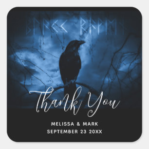 Black Crow mit Runes Dark Goth Style Wedding Quadratischer Aufkleber