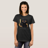 Black Cute Cat Wizard With Power Of Fire For Anima T-Shirt (Vorne ganz)