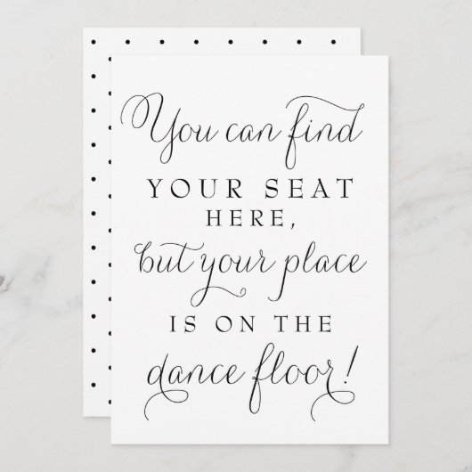Black Dainty Script Wedding Find your Seat Sign Einladung (Vorne/Hinten)