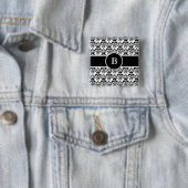 Black Damask Button (Beispiel)