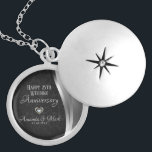 Black Damask Silver Satin - Jahrestag Medaillon<br><div class="desc">Eleganter schwarzer Blumendamast und silberner Satin. Silberhochzeit</div>