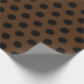 Black & Dark Brown Polka Dot Wrapping Paper Geschenkpapier (Ecke)