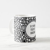 Black Dots & Circles Grid + Ihr Backgr. & Text Kaffeetasse (Vorderseite Links)