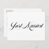 Black Elegant Bold Calligraphy Just Married Ankündigungspostkarte (Vorne/Hinten)