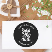 Black Elegant Script Save the Date Boho Wedding Runder Aufkleber