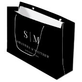 Black Elegante Couple Initials Wedding Sponsors Große Geschenktüte (Vorderseite Schrägansicht)