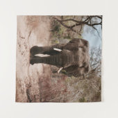 BLACK ELEPHANT WALKING ON BROWN SAND WANDTEPPICH (Vorderseite (Horizontal))