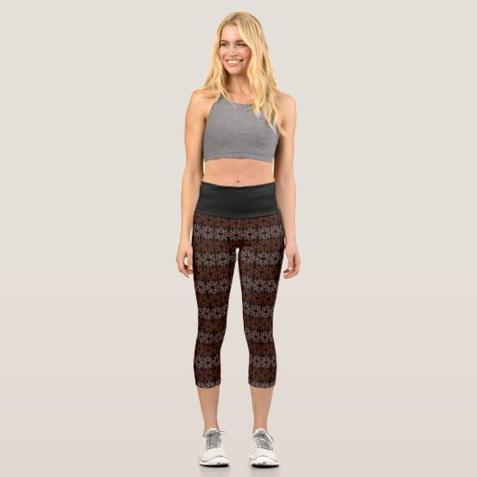 Black Fall Capris Leggings von Joya Eve (Vorderseite)