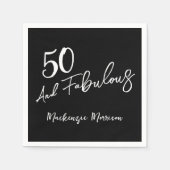Black Fifty and Fabulous Script Birthday Serviette (Vorderseite)