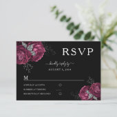 Black Floral Burgundy Peonies Wedding RSVP Karte (Stehend Vorderseite)