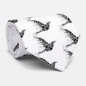Black Flying Bird Krawatte (Gerollt)