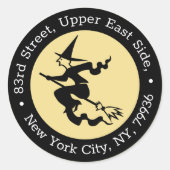 Black Flying Hexe Spooky Halloween-Rücksendeadress Runder Aufkleber (Vorderseite)