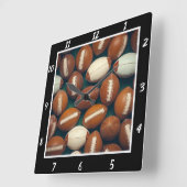 Black Frame Football Pattern Quadratische Wanduhr (Winkel)