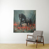 Black Friesian Stallion Red Poppies Wandteppich (Beispiel)