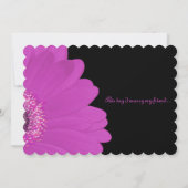 Black & Fuchsia Gerber Daisy Wedding Einladung (Rückseite)