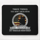 Black German Shepherd American Flag Three Things Y Mousepad (Vorne)