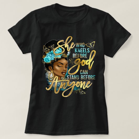 Black Girl Sie, die vor Gott knetet Christlich nac T-Shirt (Design vorne)
