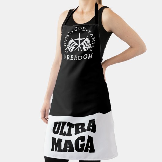 Black God Family Country Freedom ULTRA MAGA Schürze (InSitu)