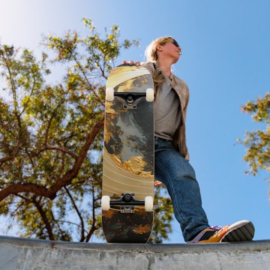 Black Gold Abstract Swirl Modern Moon Skateboard (Außenbereich 1)
