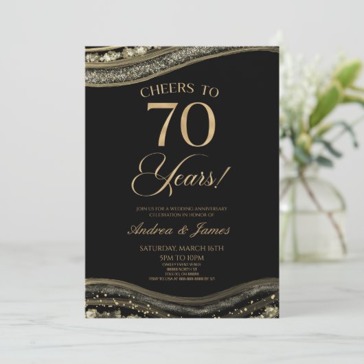 Black Gold Agate 70th Wedding Anniversary Party Einladung (Stehend Vorderseite)