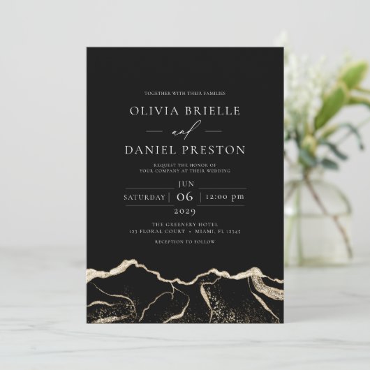 Black Gold Agate Moderne Hochzeit Einladung (Stehend Vorderseite)