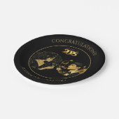 Black Gold Cocktail & Caps Graduation Party 2025 Pappteller (Schrägansicht)