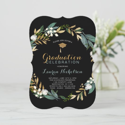 Black Gold Floral Abschluss Einladung (Stehend Vorderseite)