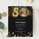 Black Gold Foto Stars 50. Geburtstagsfeier<br><div class="desc">Ein modernes,  stilvolles Foto für eine 50. Geburtstagsfeier. Ein klassischer schwarzer Hintergrund mit goldenen Imitaten. Personalisieren Sie Ihre Party-Daten und fügen Sie sie hinzu. 1 Blatt = 1 Einladung mit Druckkante bis Kante.</div>