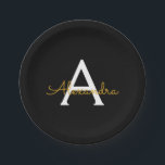 Black Gold Girl Script Monogram Name Modern Pappteller<br><div class="desc">Gold und Black Monogram Fügen Sie Ihre eigenen Name Script Party-Teller hinzu. Das macht den perfekten 16 Geburtstag,  Hochzeit,  Brautparty,  Jubiläum,  Babydusche oder Junggeselinnen-Abschied Geschenk für jemanden,  der Lieben glamourösen Luxus und schicke Stile.</div>