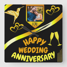 Black & Gold Happy 5. Hochzeit-Jubiläumsgeschenk Quadratische Wanduhr