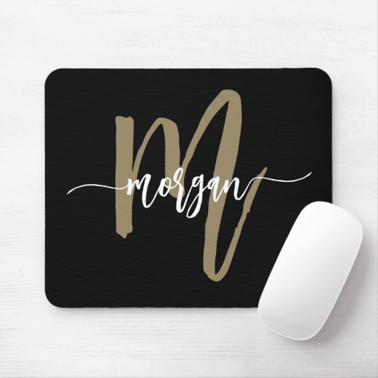 Black Gold Modern Script Monogram Name Mousepad (Mit Mouse)