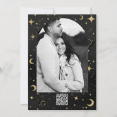 Black & Gold Moderne Celestial Moon Star Verlobung Einladung (Rückseite)