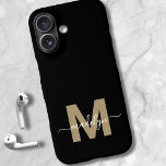 Black Gold Moderne Feminine Script Name Monogram<br><div class="desc">Personalisiertes Gold und Black Script Erstklassiges Monogram Phone Case. Fügen Sie Ihrem Handy eine Touch von Luxus und Eleganz mit diesem personalisierten Gehäuse hinzu. Mit einem schwarzen Hintergrund, einem fett goldenen Initial (beachten Sie: Das Gold ist eine flache Farbe ohne Schimmer) und einem fließenden weißen Skriptnamen kombiniert dieses Design Eleganz...</div>