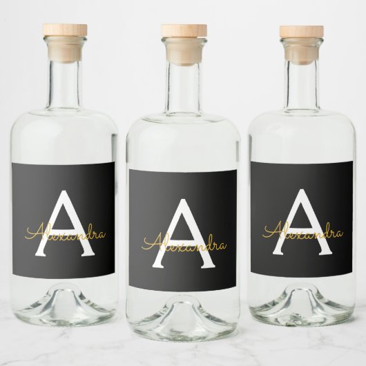 Black Gold Modernes Script Giron Monogram Name Alkoholflaschenetikett (Flaschen)