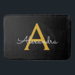 Black Gold Modernes Script Giron Monogram Name Badematte<br><div class="desc">Schwarz und Gold einfache Script Monogram Name Bath Mats. Das macht den perfekten Abschluss,  Geburtstag,  Hochzeit,  Brautdusche,  Jubiläumsdusche,  Babydusche oder Bachelorette-Party-Geschenk für jemanden,  der Glamour-Luxus und schicke Stile liebt.</div>