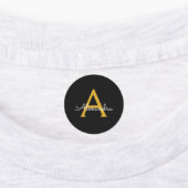 Black Gold Modernes Script Giron Monogram Name Etiketten (Befestigt)