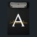 Black Gold Modernes Script Giron Monogram Name Mini Klemmbrett<br><div class="desc">Planungs-Zwischenablage für Schwarze und Goldnamen. Das macht den perfekten 16 Geburtstag,  Hochzeit,  Brautparty,  Jubiläum,  Babydusche oder Junggeselinnen-Abschied Geschenk für jemanden,  der Lieben glamourösen Luxus und schicke Stile.</div>