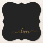 Black Gold Modernes Script Giron Monogram Name Untersetzer<br><div class="desc">Untersetzer für einfache,  schwarze und goldene Skripte Monogram Name Paper. Dies macht den perfekten Abschluss,  Geburtstag,  Hochzeit,  Brautparty,  Jubiläum,  Babydusche oder Junggeselinnen-Abschied Geschenk für jemanden,  die Lieben glamourösen Luxus und schicke Stile.</div>