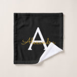 Black Gold Modernes Script Giron Monogram Name Waschlappen<br><div class="desc">Black and Gold Simple Script Monogram Name Spiral Notebook Planner. Das macht den perfekten 16 Geburtstag,  Hochzeit,  Brautparty,  Jubiläum,  Babydusche oder Junggeselinnen-Abschied Geschenk für jemanden,  der Lieben glamourösen Luxus und schicke Stile.</div>