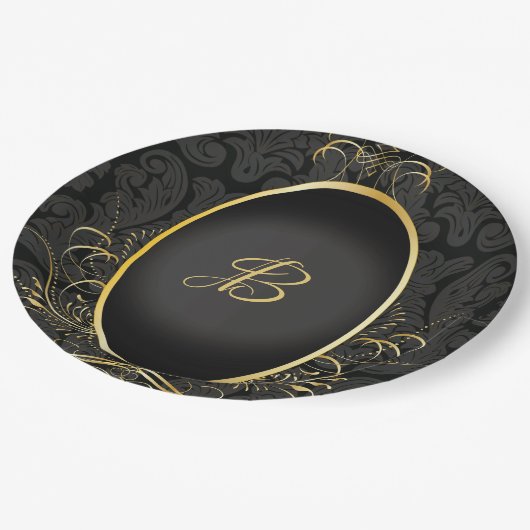 Black gold Monogram Classy Royal Style Plate Pappteller (Schrägansicht)
