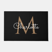 Black Gold Monogram Elegante Girly Script Doormat Fußmatte (Vorderseite)