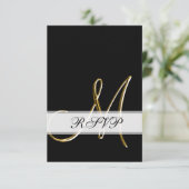 Black Gold Monogram M Wedding RSVP Karte (Stehend Vorderseite)