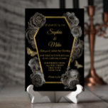 Black & Gold Rose Coffin Gotische Hochzeit Einladung<br><div class="desc">Editable elegante gotische Hochzeitseinladung. Das Design ist mit schwarz-goldfarbenen Rose gestaltet, die auf einem schwarzen Hintergrund einen goldfarbenen Rahmen in metallischer Form zieren. Zwei goldene Schmetterlinge sind zwischen den Rose hin- und hergerissen! Personalisieren Sie den Text und ändern Sie den Stil und die Farbe des Schriftartes in Anzug. Die Goldfolie...</div>